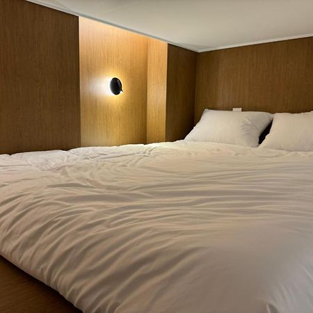 Huga Inn Сеул Екстериор снимка