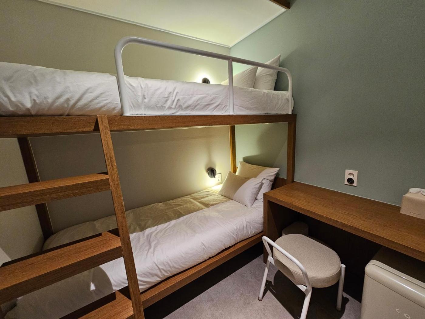 Huga Inn Сеул Екстериор снимка