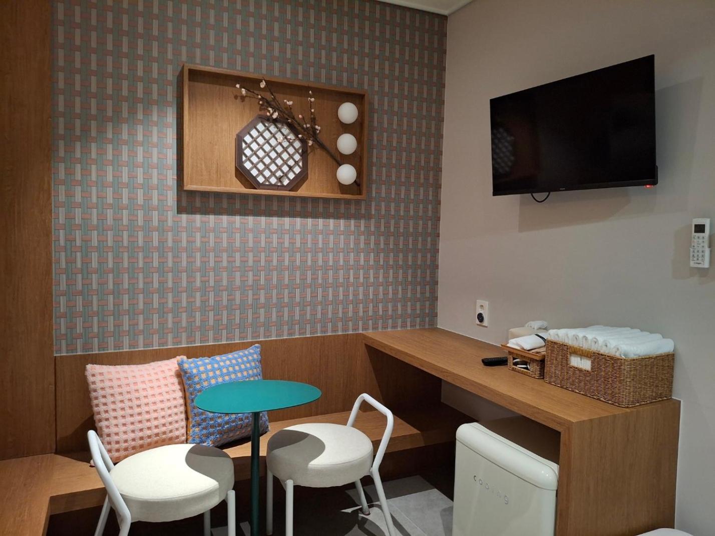 Huga Inn Сеул Екстериор снимка