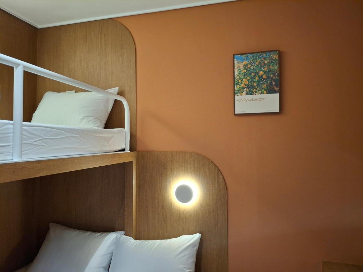 Huga Inn Сеул Екстериор снимка